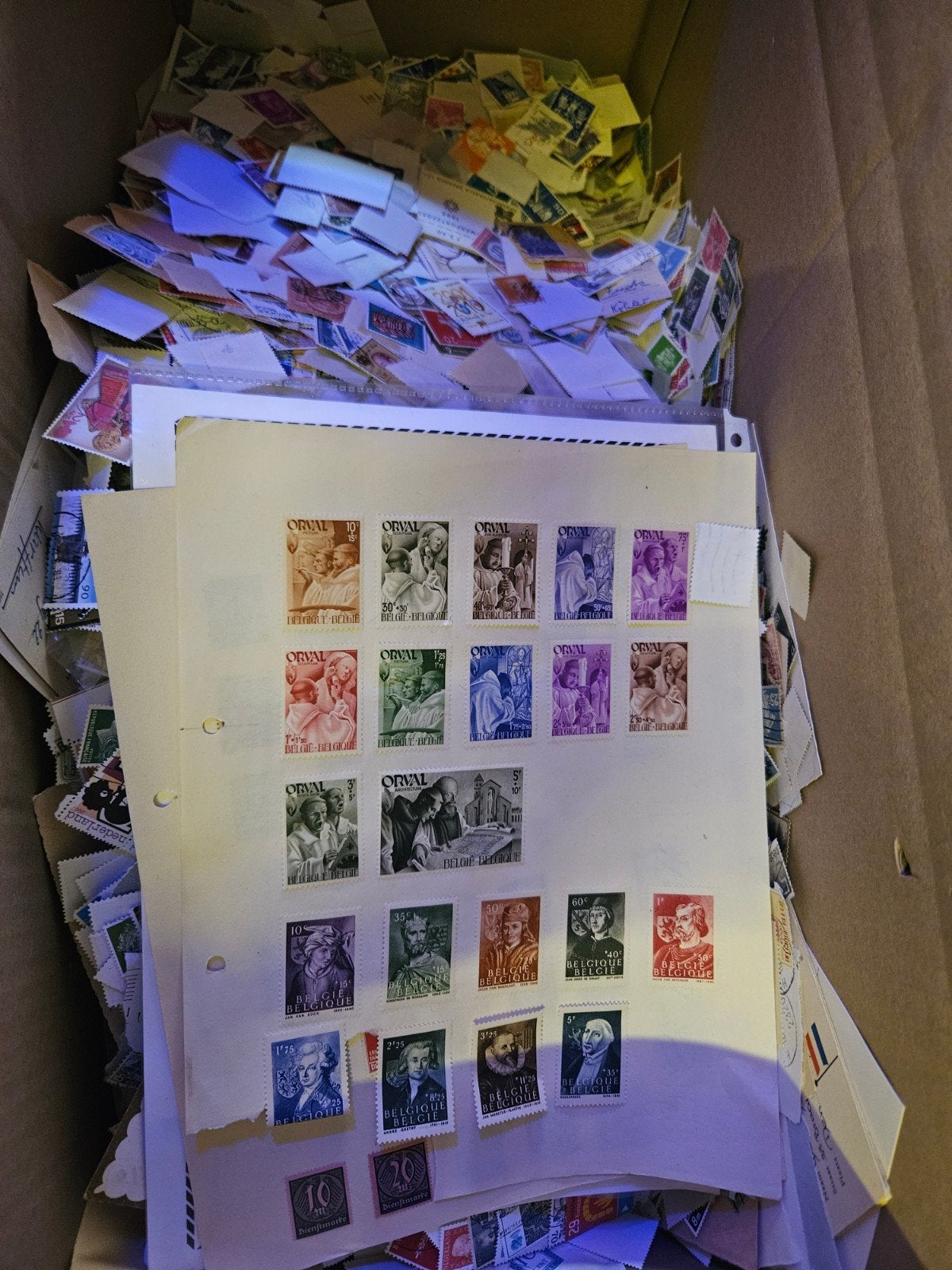 grote doos met postzegels, Postzegels en Munten, Ophalen