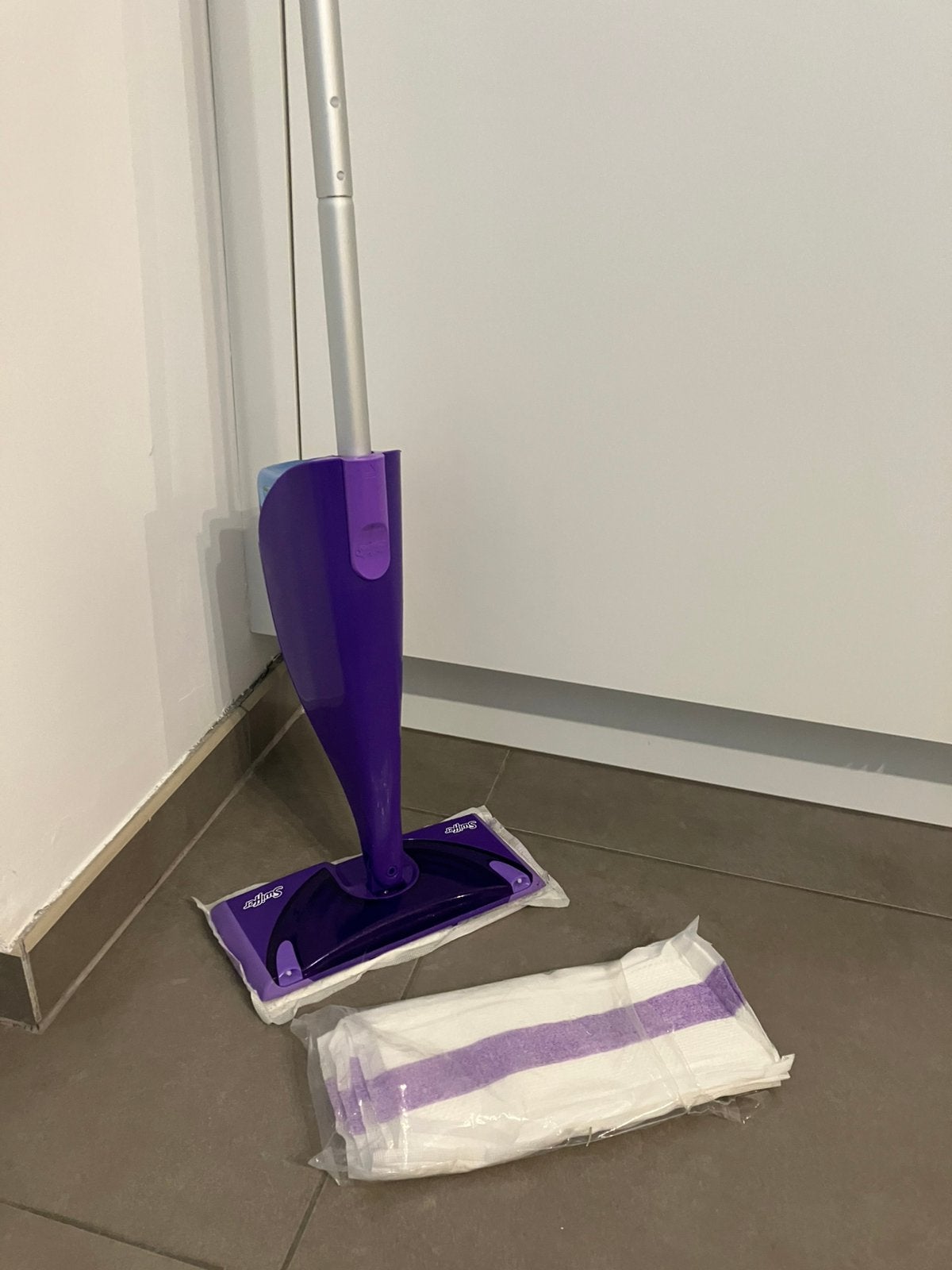 Swiffer Wetjet, Enlèvement, Mop ou Serpillière
