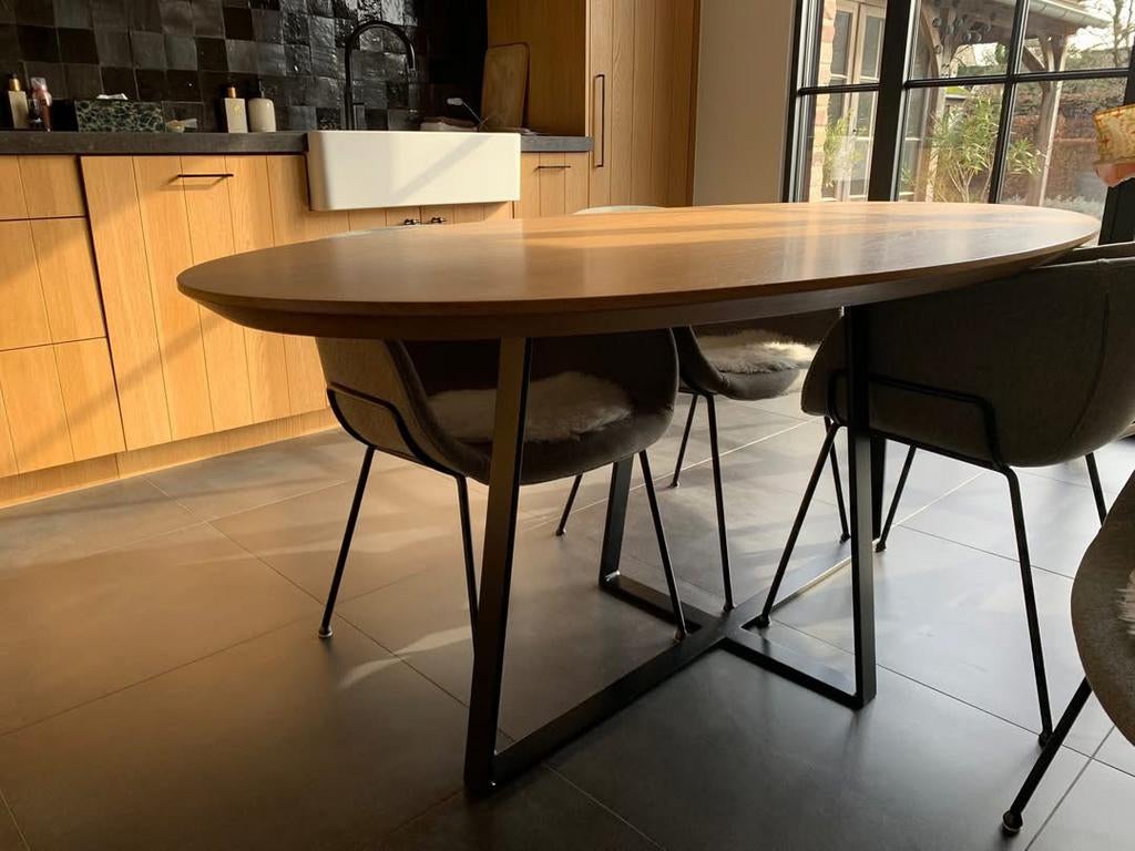 Eettafel, Enlèvement, Comme neuf