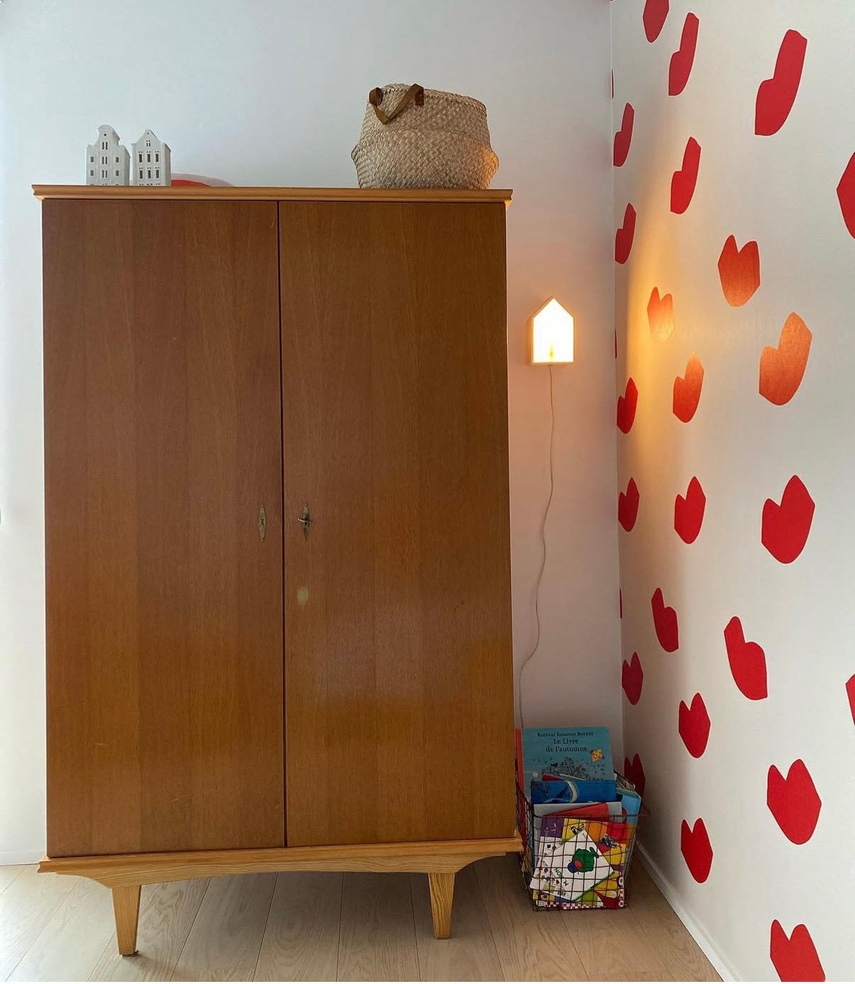 Garde robe penderie vintage, Vintage, 100 à 150 cm, Utilisé, Avec espace de penderie