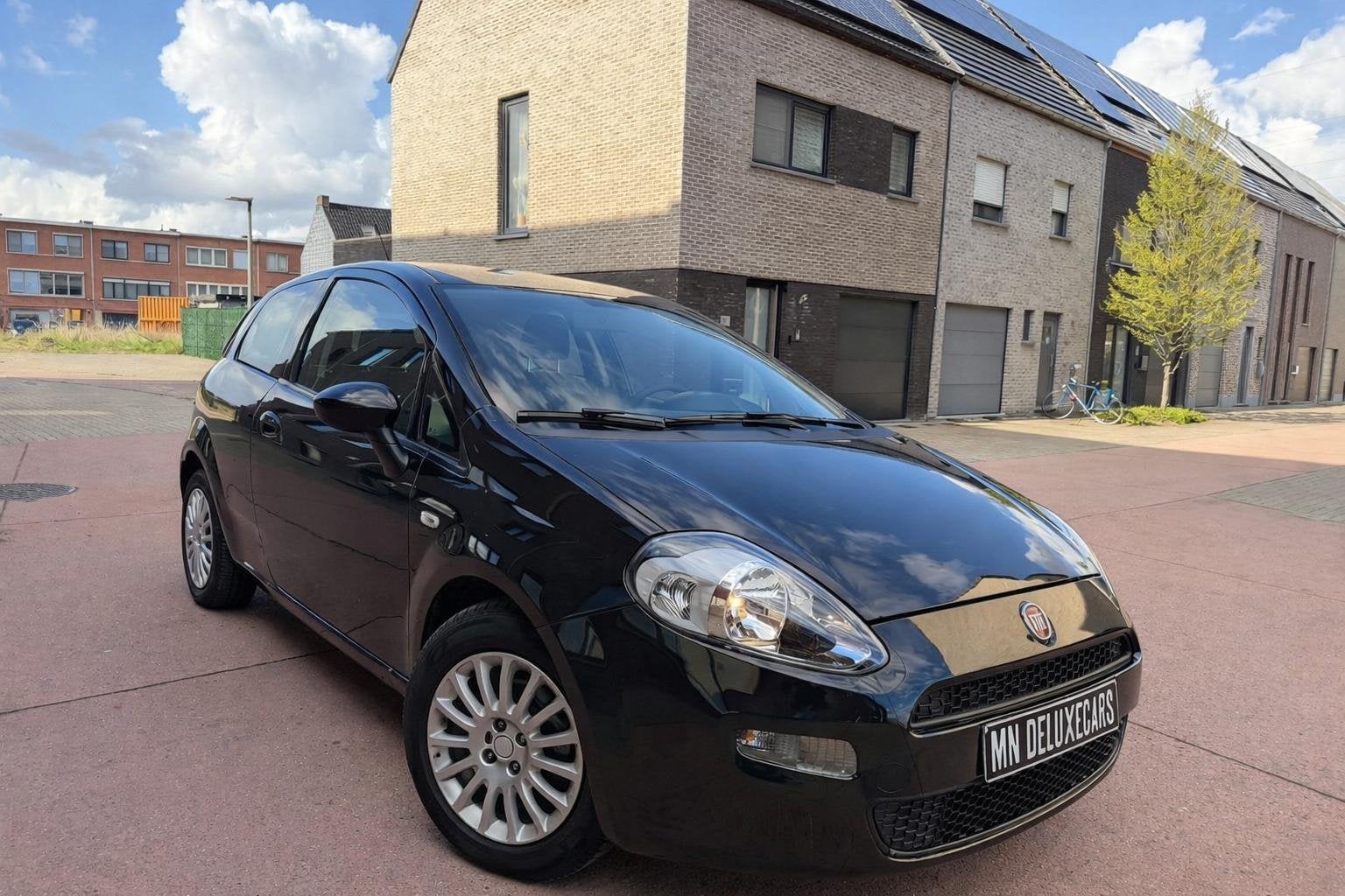 Fiat Punto, Voorwielaandrijving, Zwart, Bedrijf, 1123 kg