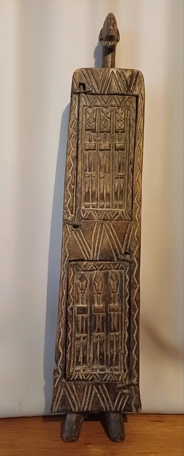 Armoire à pharmacie décorative du Mali, Sculpture, Afrique, Enlèvement ou Envoi, Bois