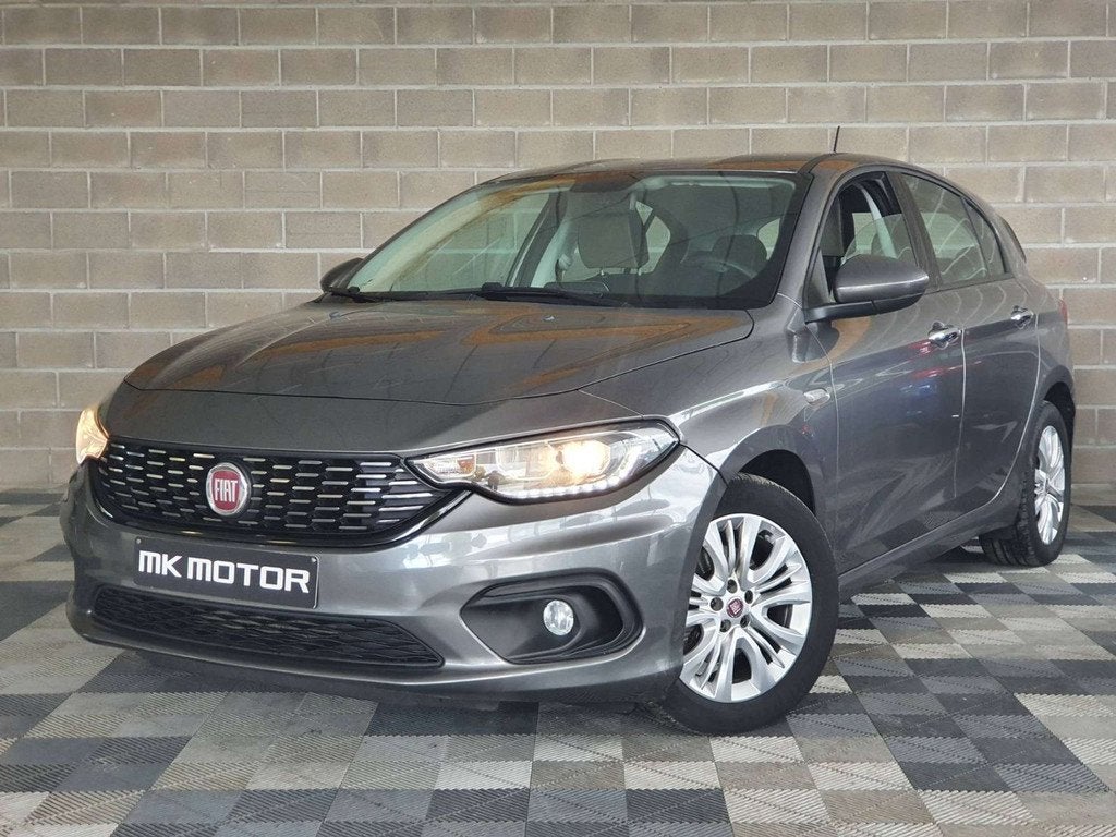 Fiat Tipo 1.6 DIESEL 114CV - GPS - CARNET D'ENTRETIEN, Voorwielaandrijving, Stof, Gebruikt, 4 cilinders