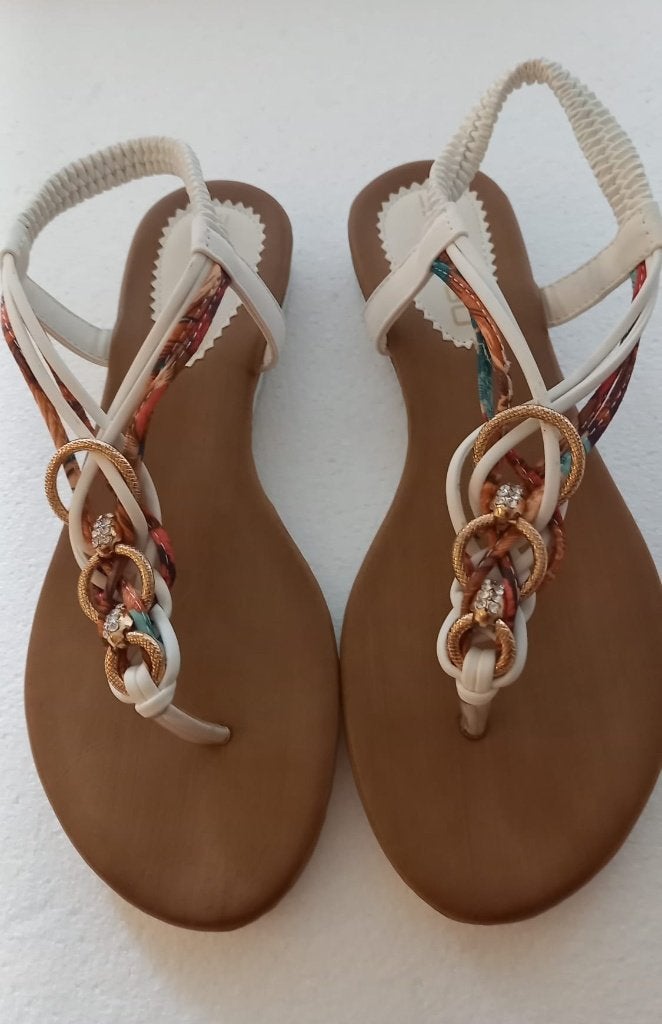 Teensloefen met bandje achter de hiel  Maat 39, Slippers, Wit, EBL 8790, Ophalen of Verzenden