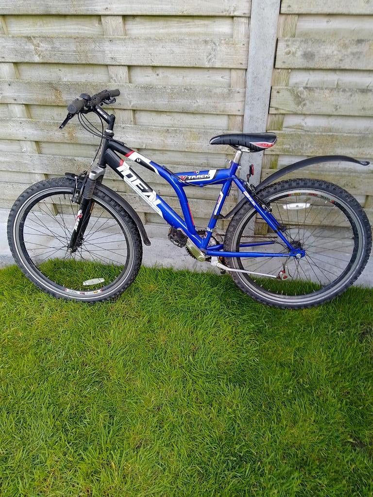 Deux VTT iDEAL et Shadow, Autres marques, Frein sur jante, 45 à 49 cm, Enlèvement