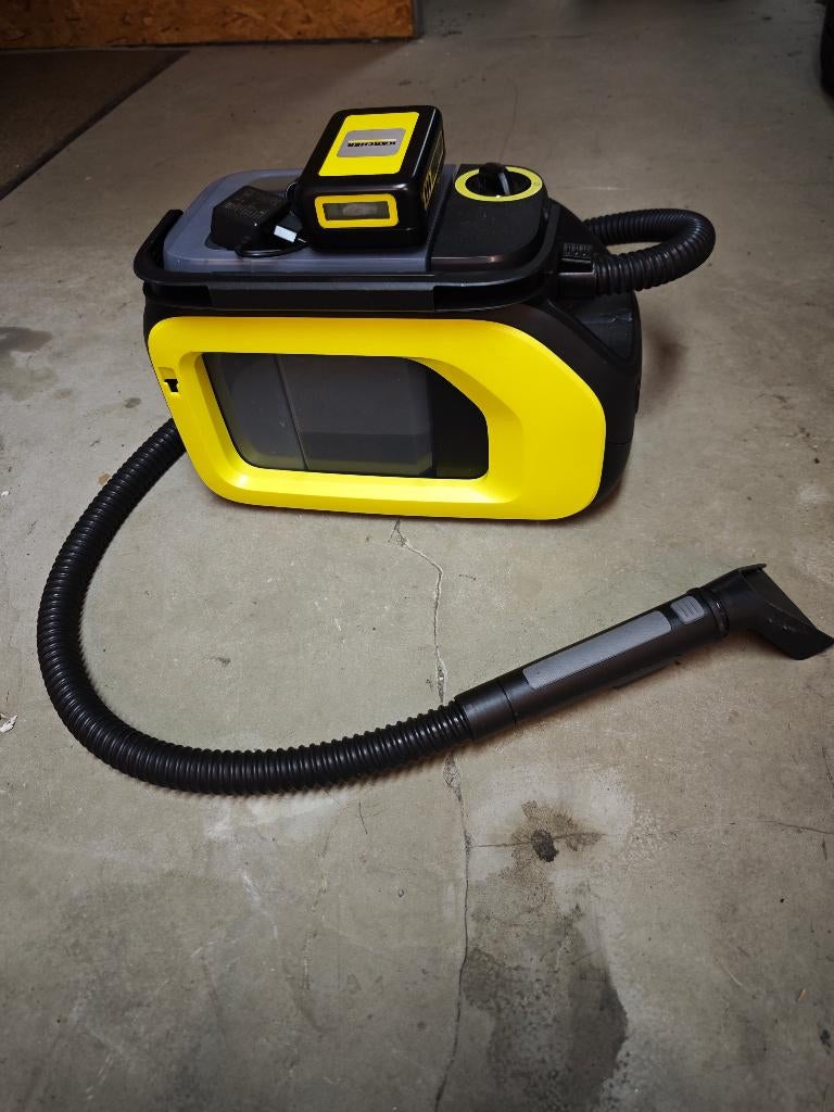 Injecteur-extracteur Kärcher SE 3-18, Enlèvement, Comme neuf, Batterie, Karcher