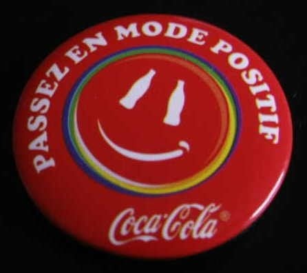 Épinglette à bouton Coca-Cola Smile Coca-Cola, Collections, Enlèvement ou Envoi, Neuf, Bouton