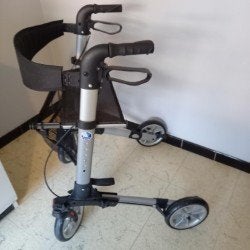 Nieuwe rollator - Vermeiren Group - Quadri-Light, Diversen, Rollators, Ophalen, Opvouwbaar, Nieuw