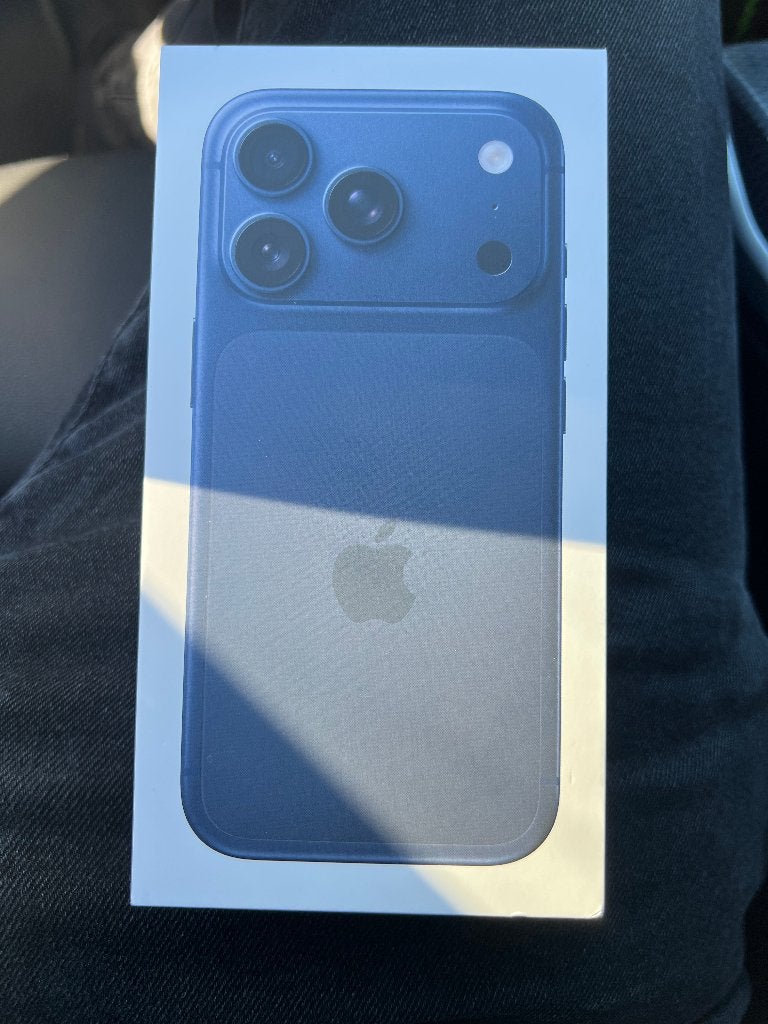 Apple iPhone 17 Pro - Bleu foncé - 256 Go - FACTURE + SCELLÉ, Enlèvement, Sans abonnement, Sans simlock, Noir
