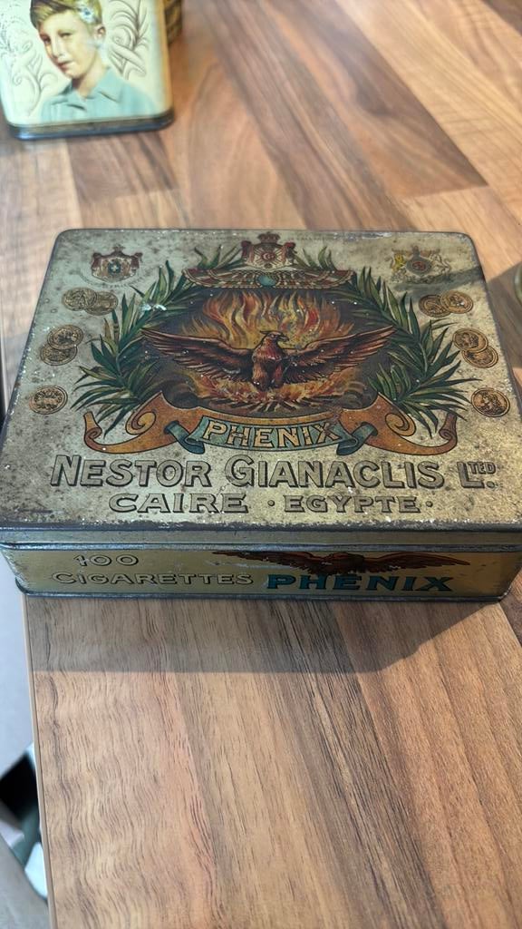 Boite rare 100 cigarettes « Nestor Gianaclis », Verzamelen, Ophalen of Verzenden, Gebruikt