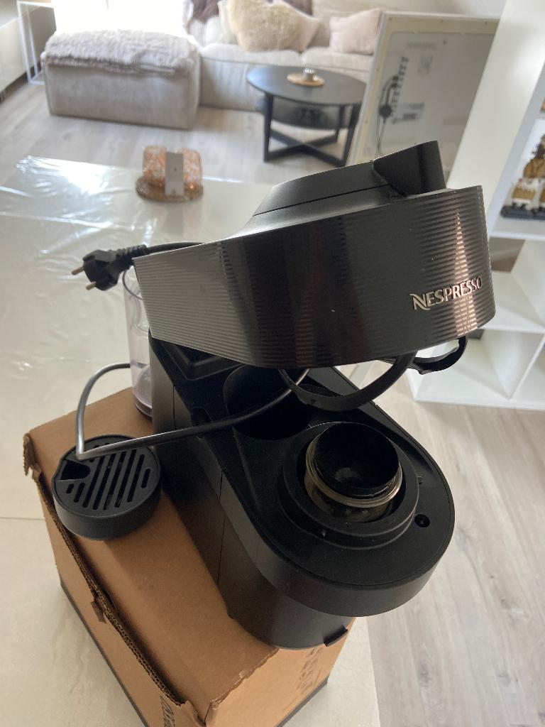 Nespresso Verturo pop, Ophalen, Koffiemachine, Zo goed als nieuw, Koffiepads en cups
