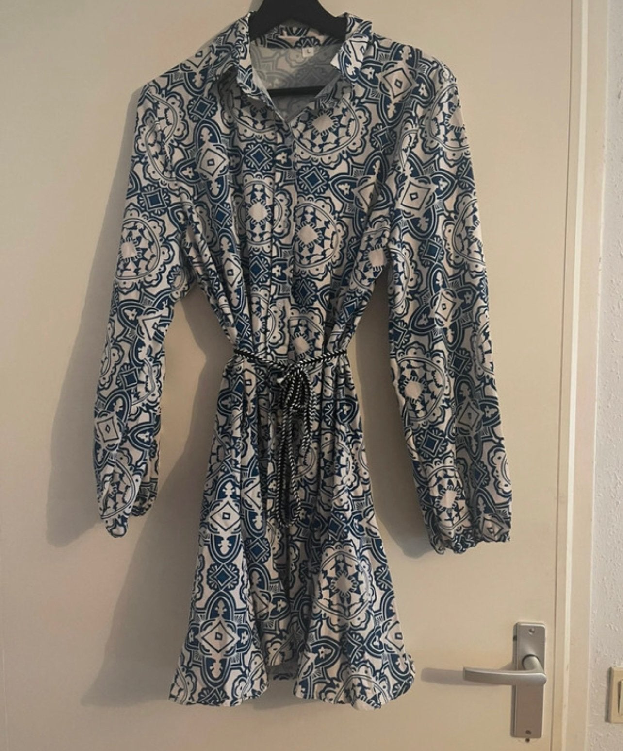 Blauw wit jurkje, Kleding | Dames, Jurken, Maat 42/44 (L), Zo goed als nieuw, Boven de knie, Verzenden