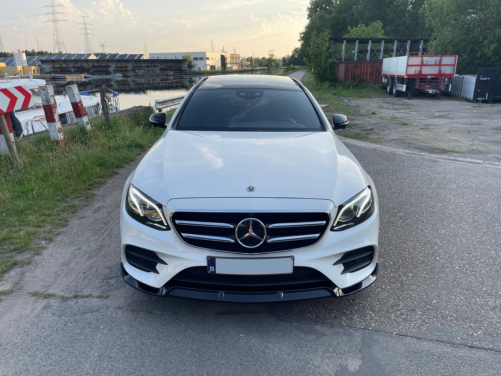 Mercedes E300 de Plugin Hybride- AMG line, Auto's, Mercedes-Benz, Particulier, E-Klasse, 360° camera, ABS, Achteruitrijcamera