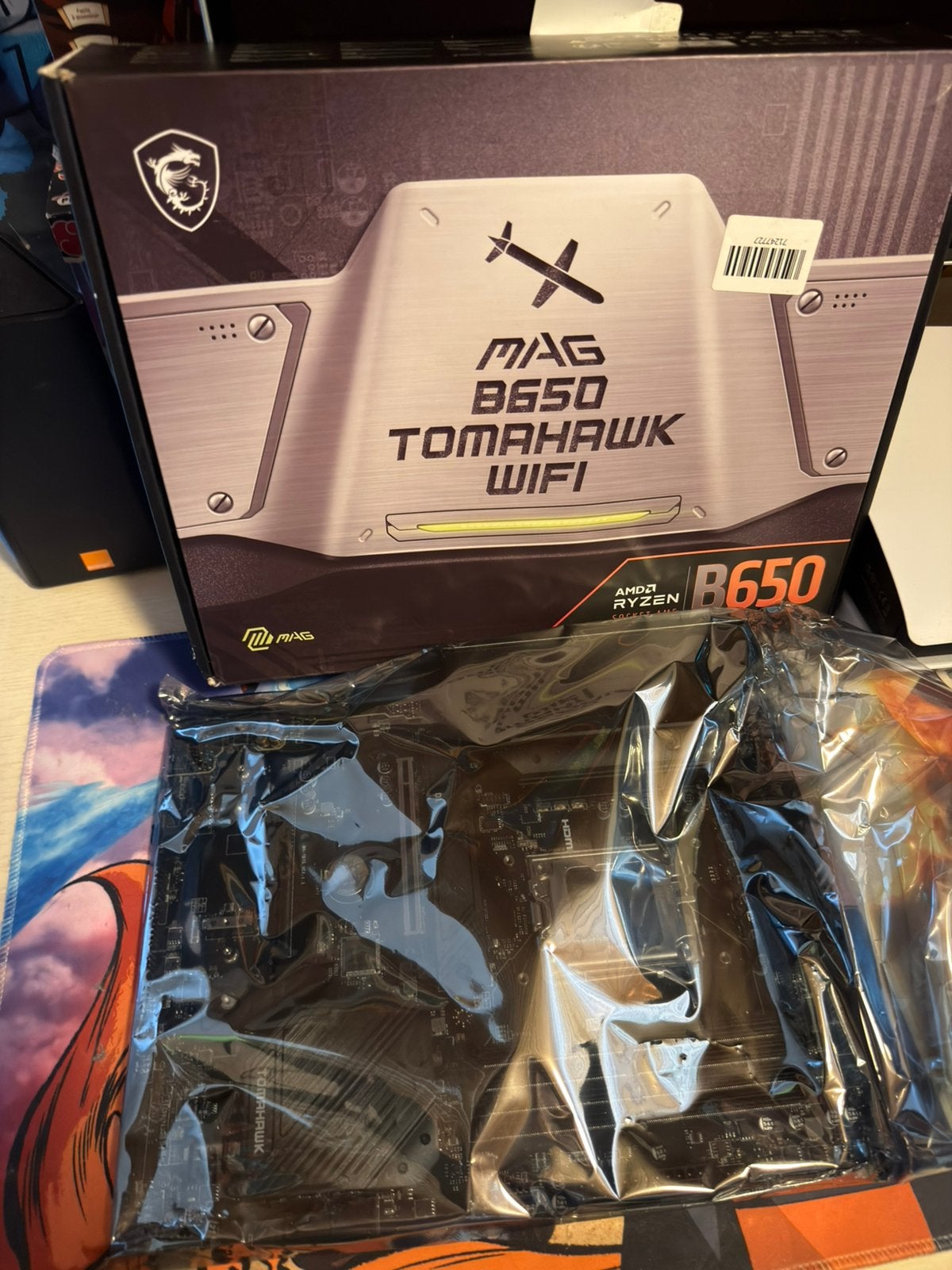 MSI MAG B650 TOMAHAWK WIFI — AM5/DDR5/Wi-Fi 6E, Ophalen, Zo goed als nieuw, AMD, DDR5