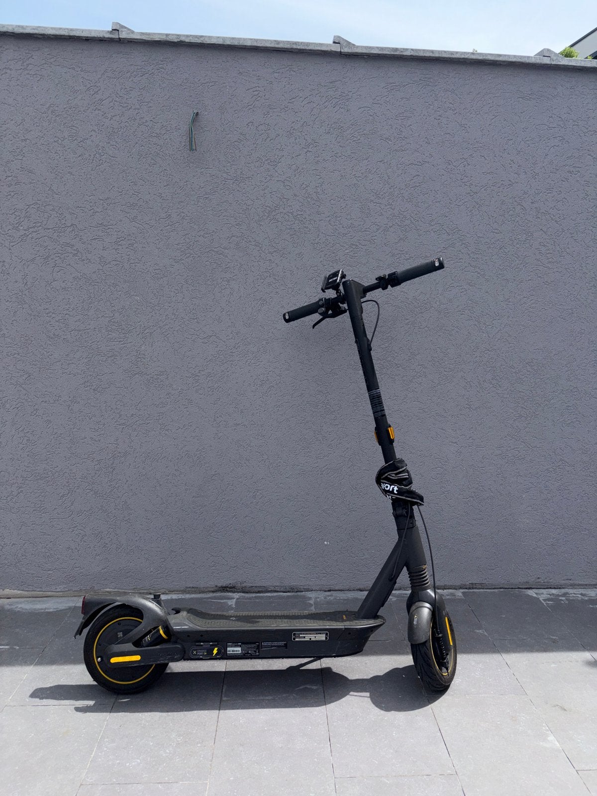Ninebot G2 MAX *HEEL LAGE PRIJS*, Fietsen en Brommers, Steps, Ophalen of Verzenden, Zo goed als nieuw