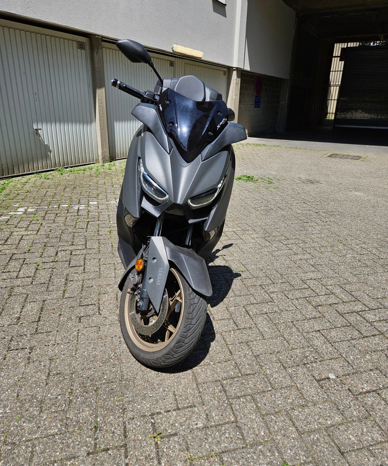 Yamaha Xmax 125 techmax, Motos, Motos | Yamaha, Particulier, Scooter, Enlèvement
