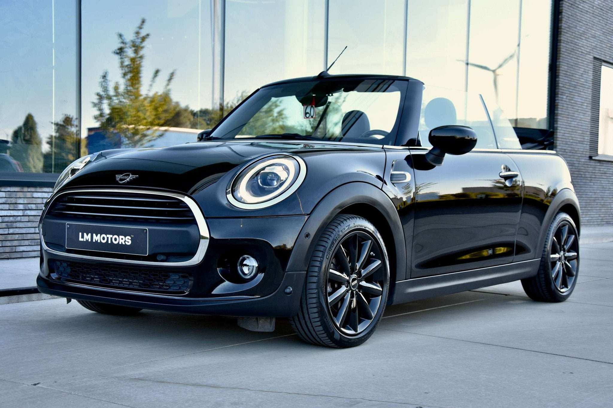 MINI One Cabrio *44 000Km* NIEUWSTAAT * CAMERA * (bj 2021), Auto's, Voorwielaandrijving, Gebruikt, 4 cilinders, Cabriolet