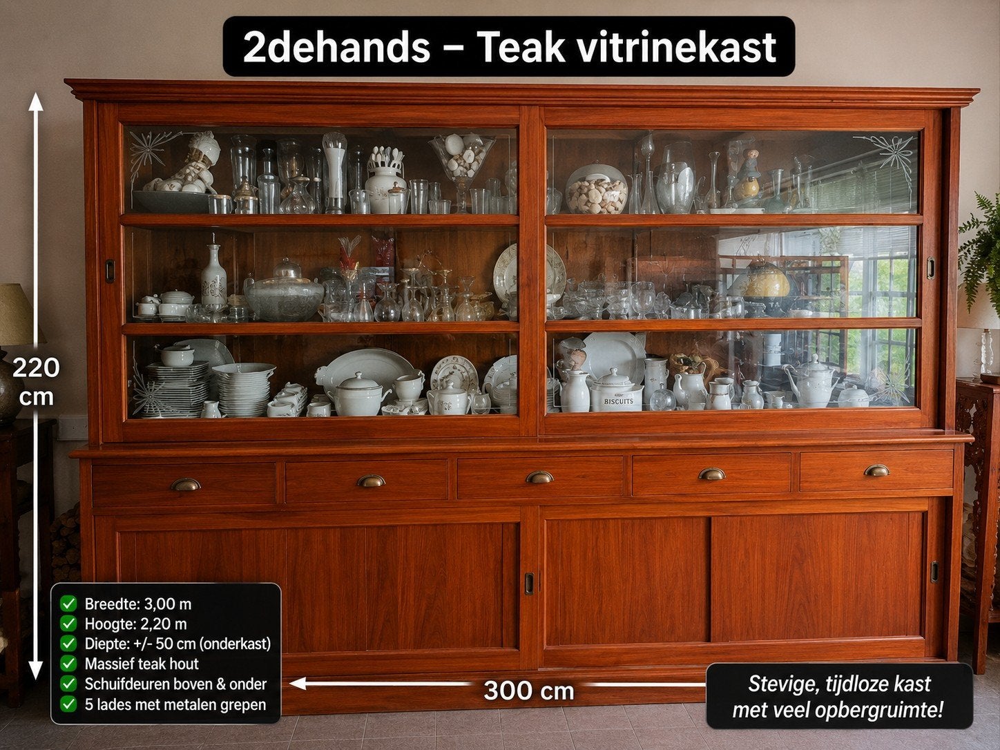 Vitrine en teck brun rougeâtre massif - verre taillé, Enlèvement