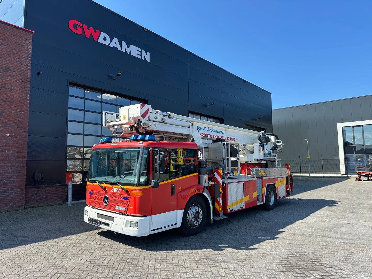 Mercedes-Benz Econic 1823 Bronto Skylift F32MDT 2000 Feuerwe, Achat, 170 kW, Mercedes-Benz, Diesel