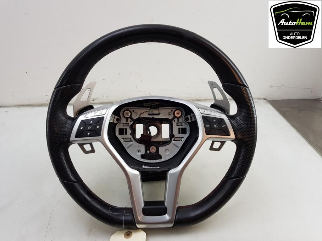 VOLANT DIRECTION Mercedes-Benz CLA (117.3) (01-2013/03-2019), Autos : Pièces & Accessoires, Commande, Mercedes-Benz, Utilisé