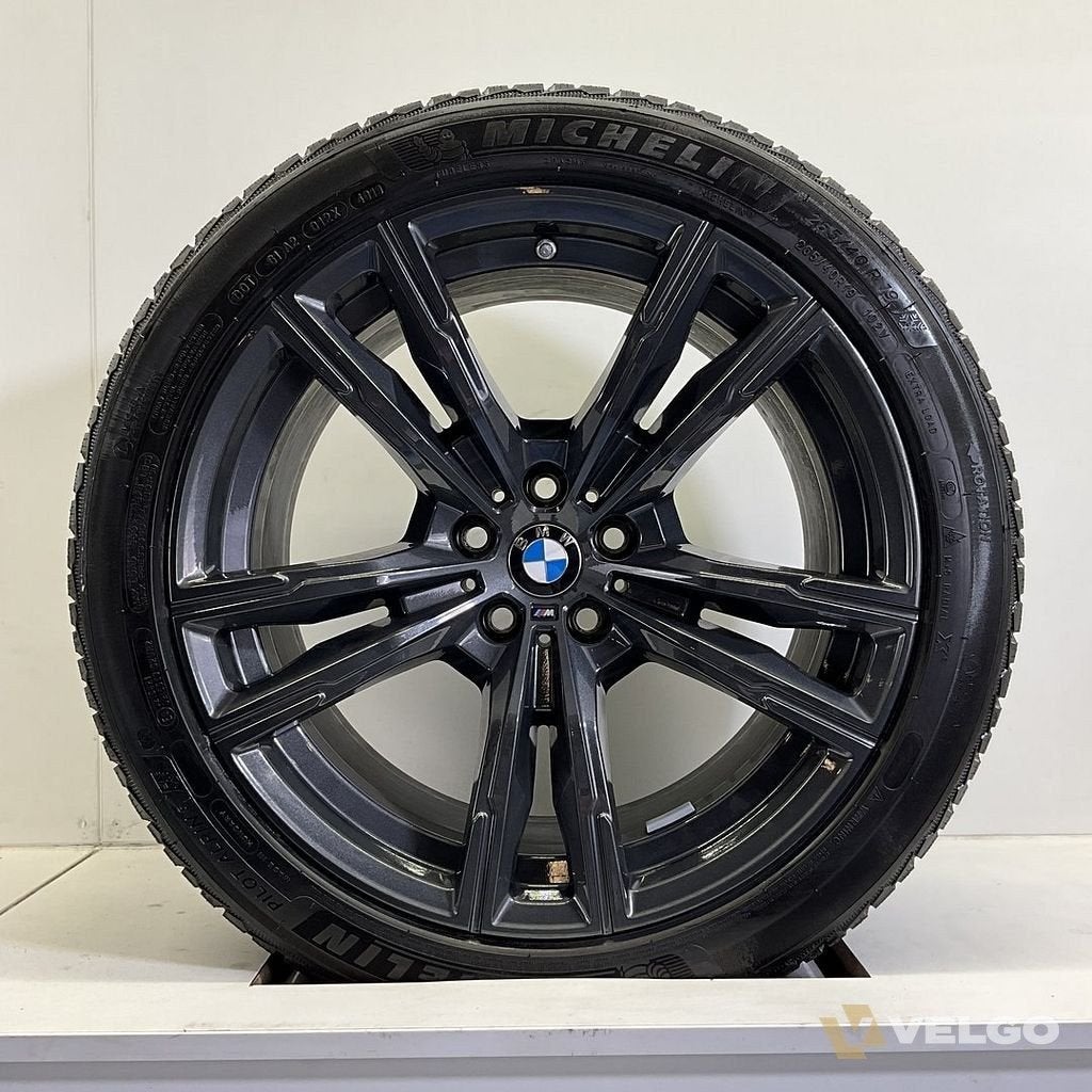 BMW M5 F90 M8 F91 F92 BREEDSET VELGEN + WINTERBANDEN 19 INCH, Auto-onderdelen, 19 inch, Gebruikt, -, 265 mm