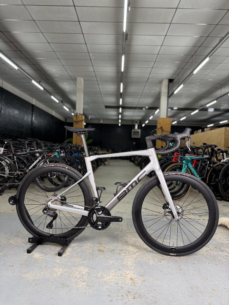 NIEUW BMC Roadmachine R01 Di2 Carbon Racefiets, Enlèvement, Neuf