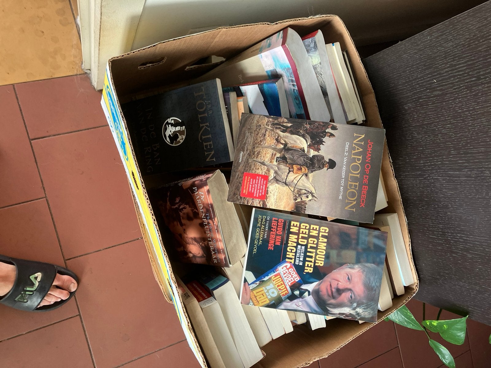 2 dozen boeken, Enlèvement
