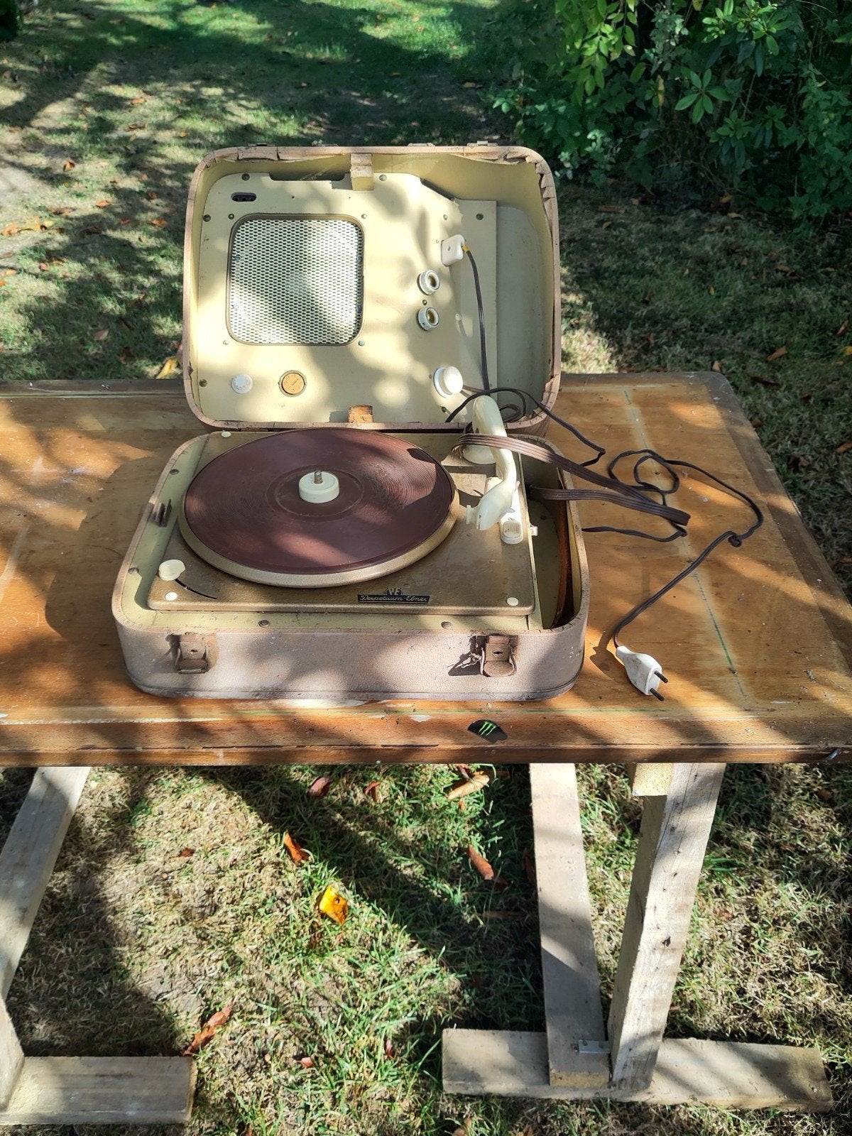 vieux tourne disques PE Perpétuel Ebner, Antiquités & Art, Enlèvement