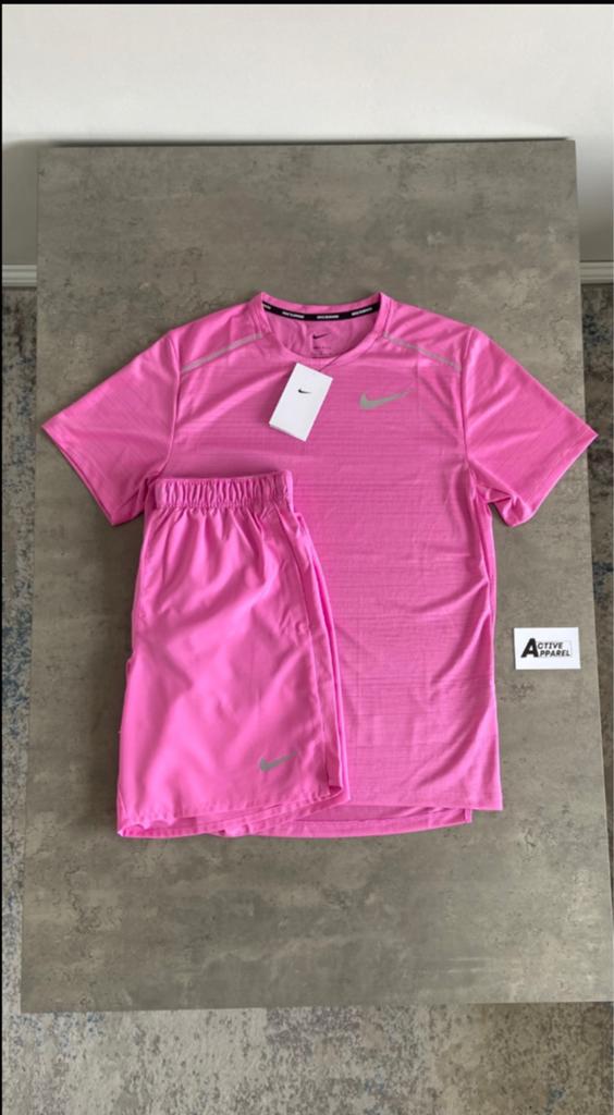 Nike set rose, Neuf, Taille 38/40 (M), Rose, Enlèvement