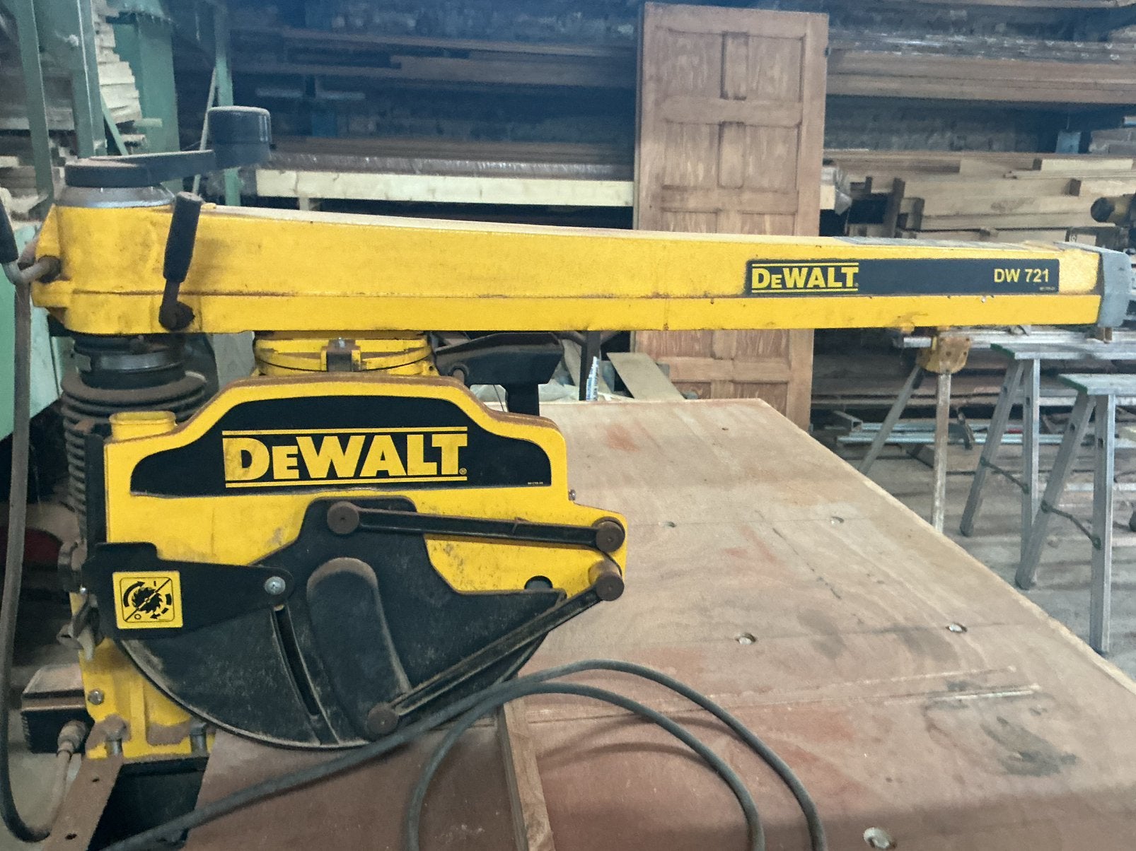 Dewalt radiaalzaag, Ophalen, Gebruikt, Afkortzaag, 30 tot 70 mm