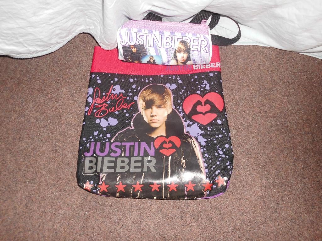 justin bieber, Enlèvement, Comme neuf