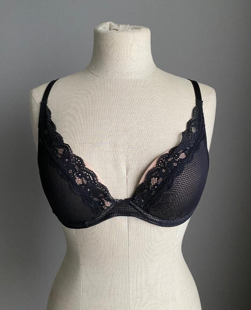 Zwarte voorgevormde BH Passionata D75 (FR D90), Passionata, Verzenden, Zwart, BH