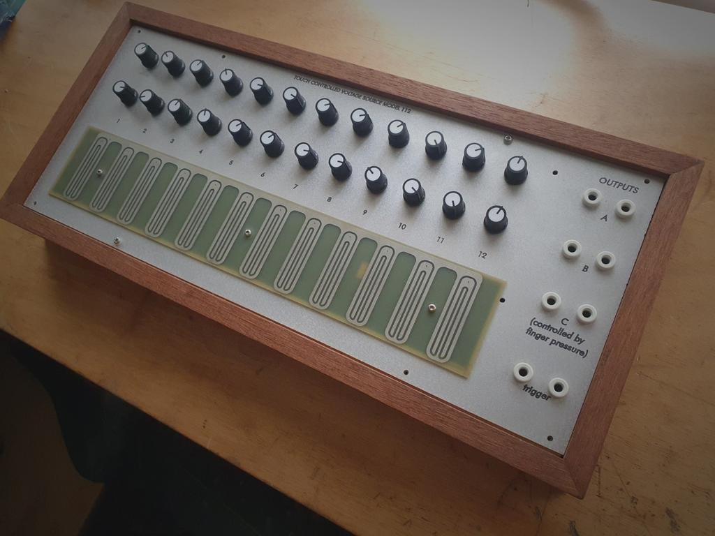 Buchla 112 touch controller, Muziek en Instrumenten, Verzenden