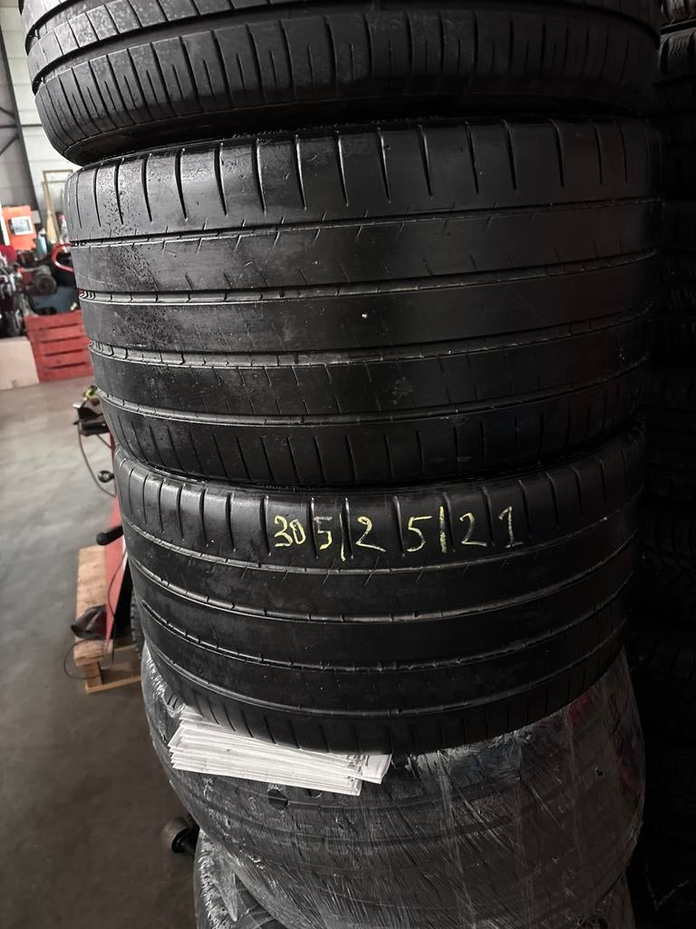 Michelin 305 25 R21, Ophalen, Band(en)