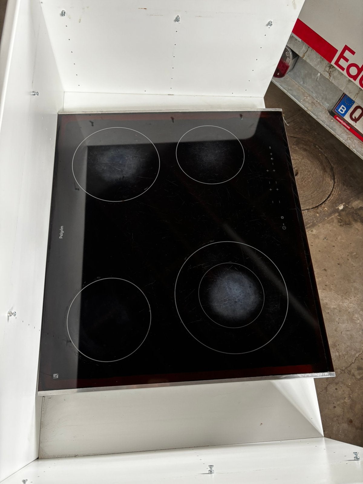 Viteoceramique Pelgrim, Electroménager, 4 zones de cuisson, Encastré, Enlèvement, Utilisé