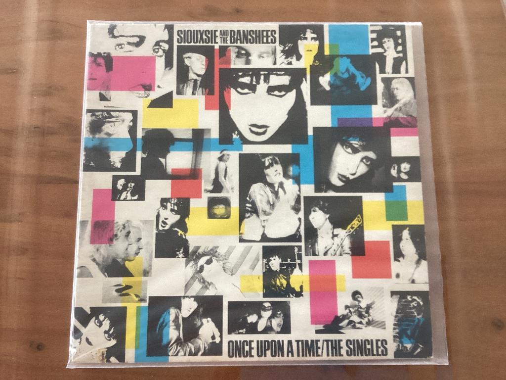 Siouxsie And The Banshees- Once Upon A Time/The Singles lp, Ophalen of Verzenden, Gebruikt