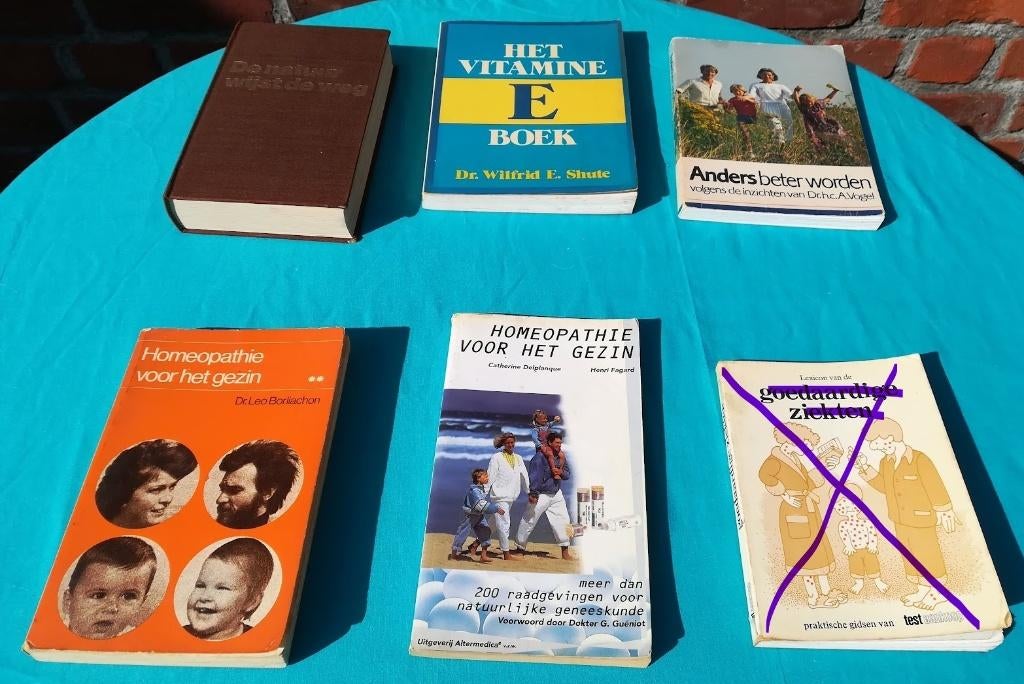 Boeken Homeopathie A. Vogel + Vitamine E boek, Ophalen of Verzenden, Gelezen