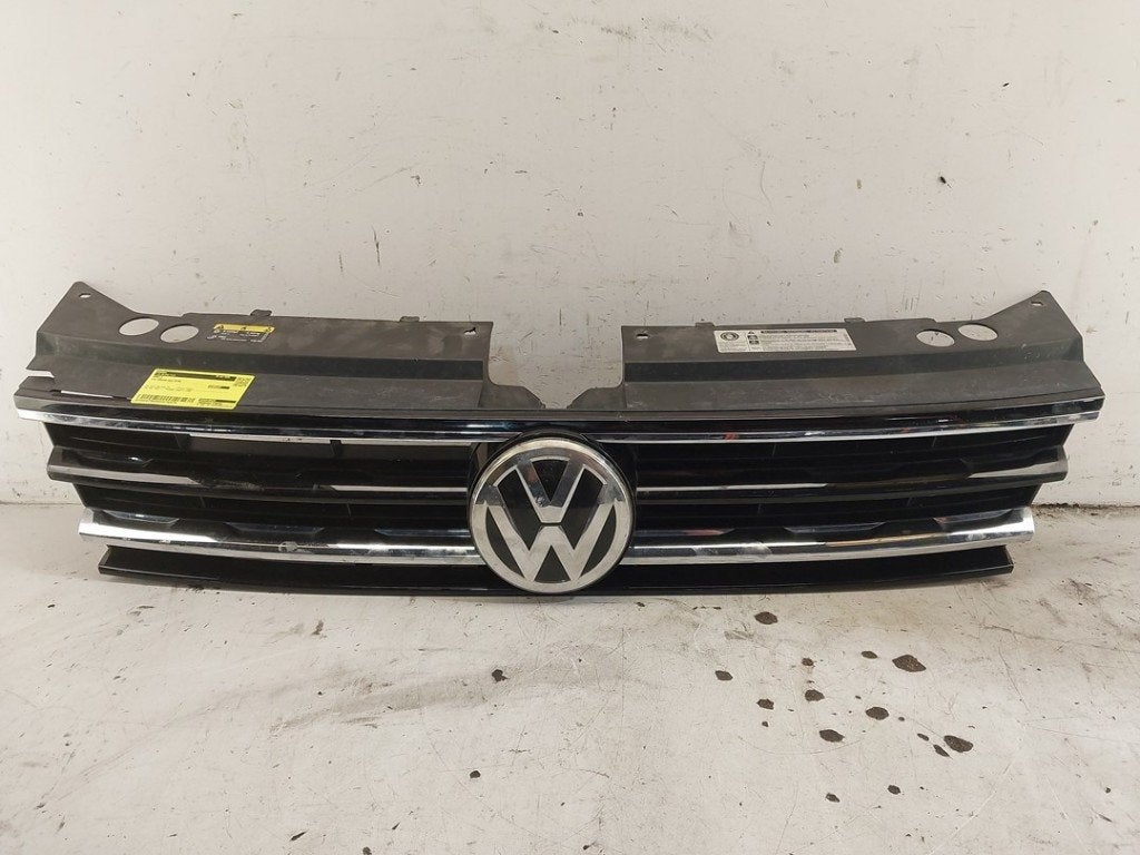 CALANDRE Volkswagen Tiguan (AD1) (01-2016/04-2024), Volkswagen, Volkswagen AG, Utilisé, Kundenbetreuung@volkswagen.de