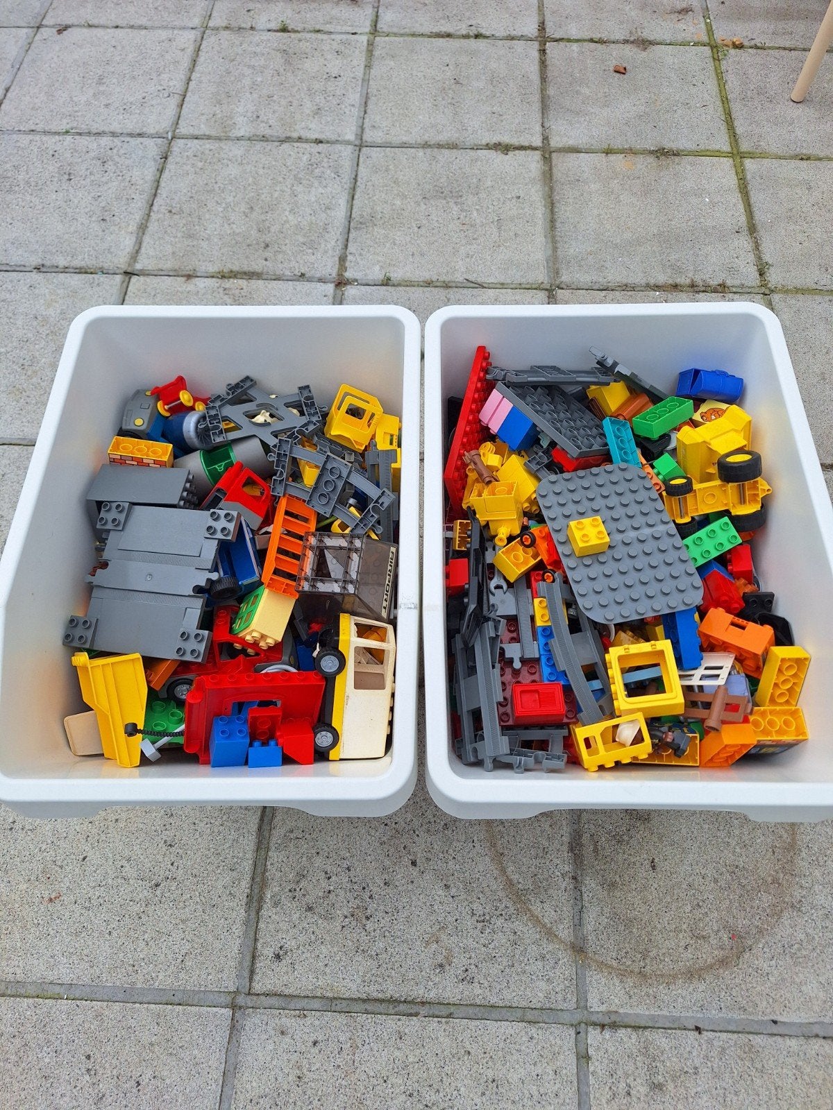 2 grote bakken duplo, Ophalen