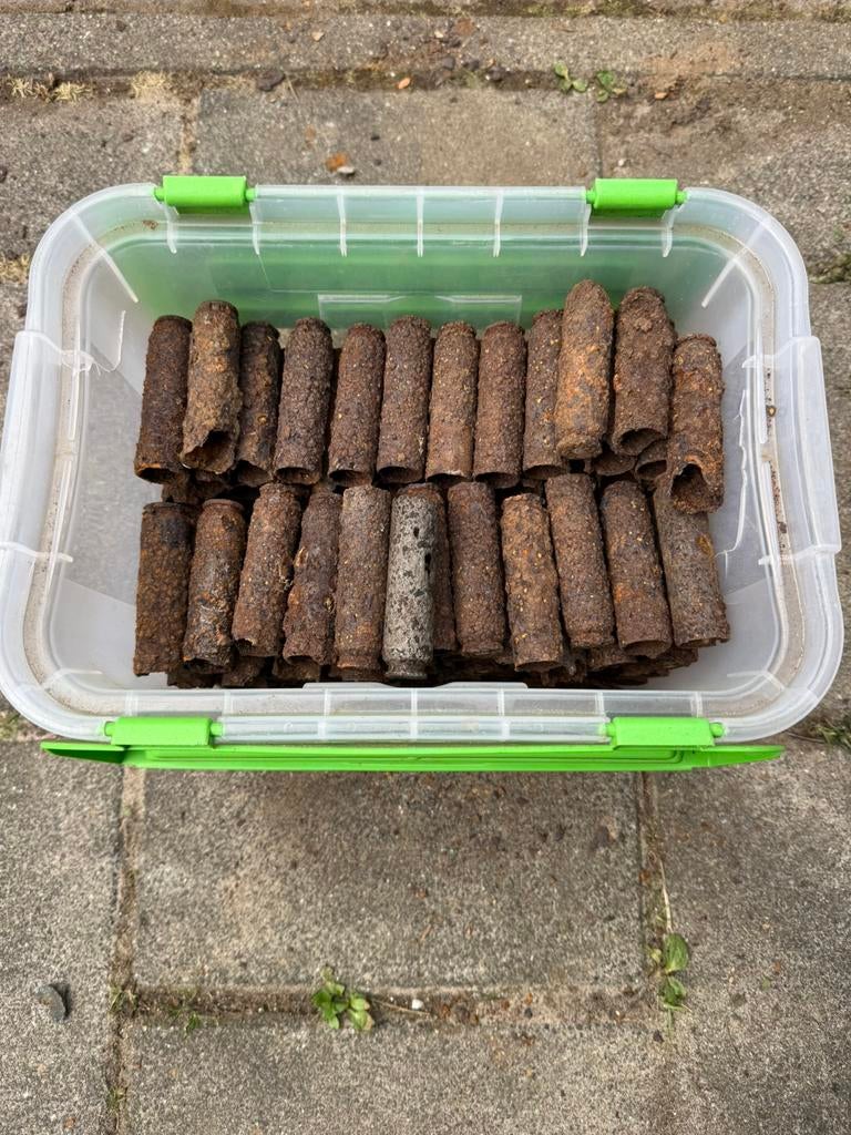 130x Duitse Luftwaffe 2CM MG FF hulzen Bodemvondst WW2, Verzamelen, Militaria | Tweede Wereldoorlog, Ophalen of Verzenden, Landmacht