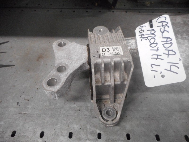 SUPPORT MOTEUR GAUCHE Opel Cascada (13248544), Opel, Opel Automobile GmbH, Utilisé, Kontakt-opel@opel.com