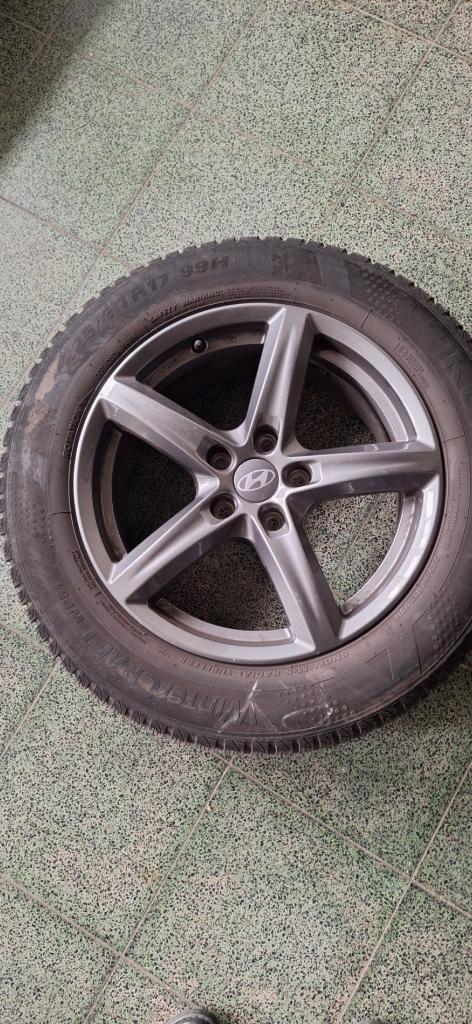 winterbanden, Auto-onderdelen, Banden en Velgen, Ophalen, Gebruikt, Banden en Velgen, 17 inch
