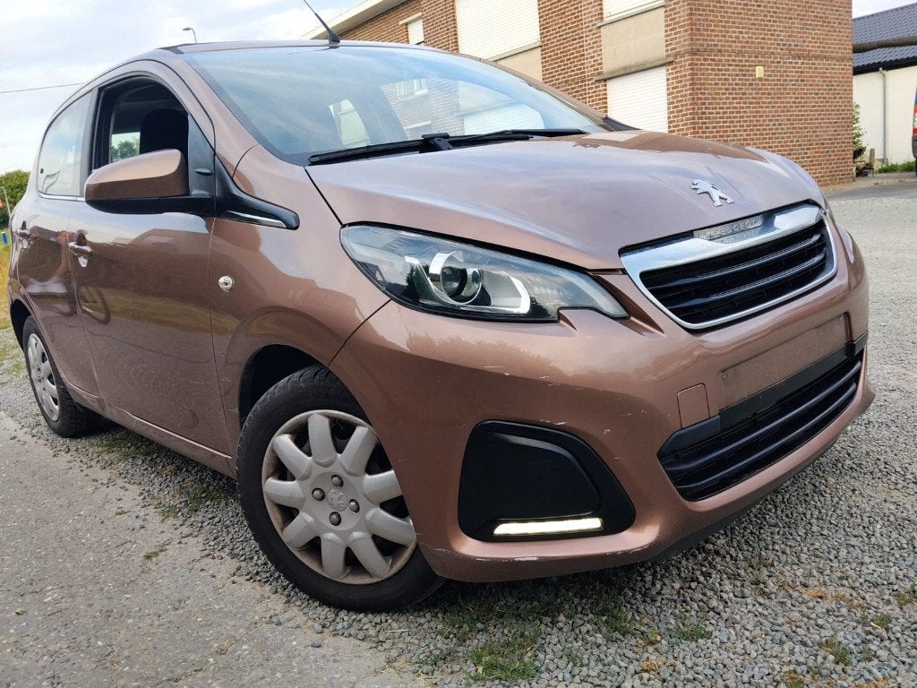 PEUGEOT 108/1200cc BENZINE/GEKEURD/12MA GARANTIE, Euro 5, Bruin, Bedrijf, Lichtsensor