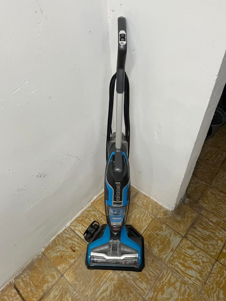 Bissell automatische tapijt en vloerreiniger, Ophalen, Zo goed als nieuw