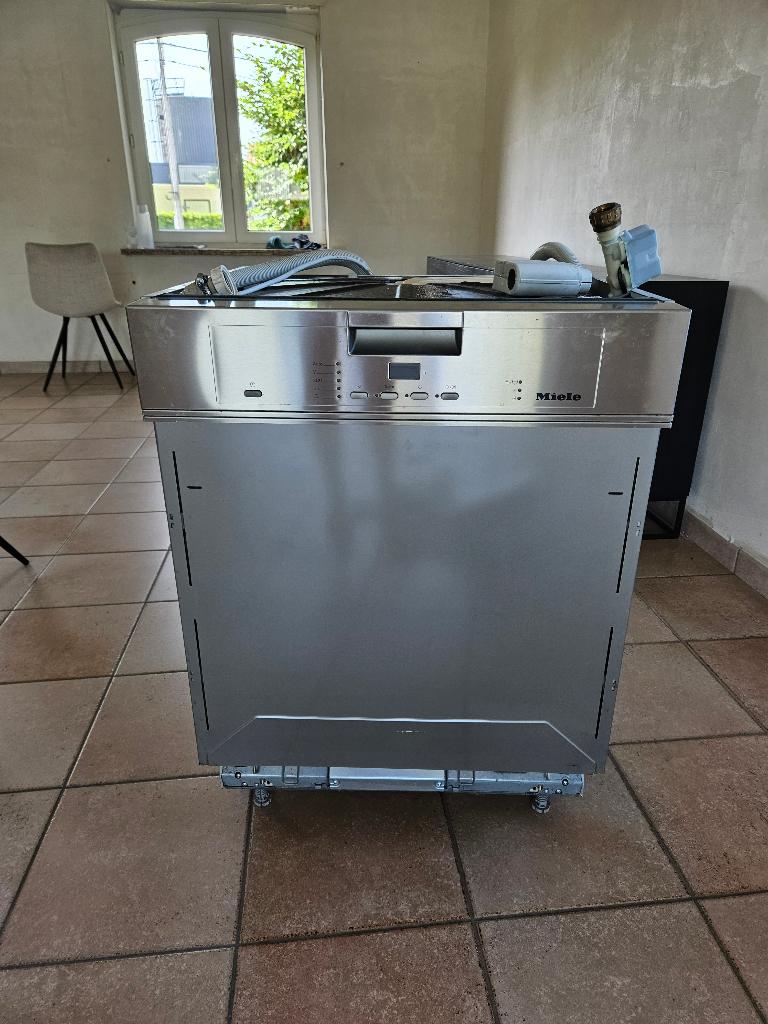 Inbouw vaatwasmachine Miele, Elektronische apparatuur, Ophalen, Gebruikt, Minder dan 85 cm, 60 cm of meer
