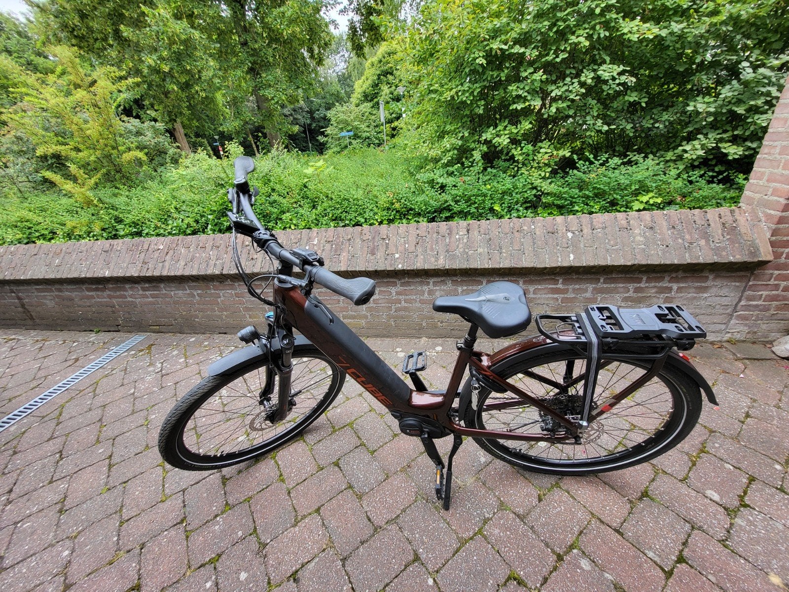 Kleur bruin, Cube touring pro 625 ,afhalen NL Bergeijk NBr., Fietsen en Brommers, Ophalen, Cube