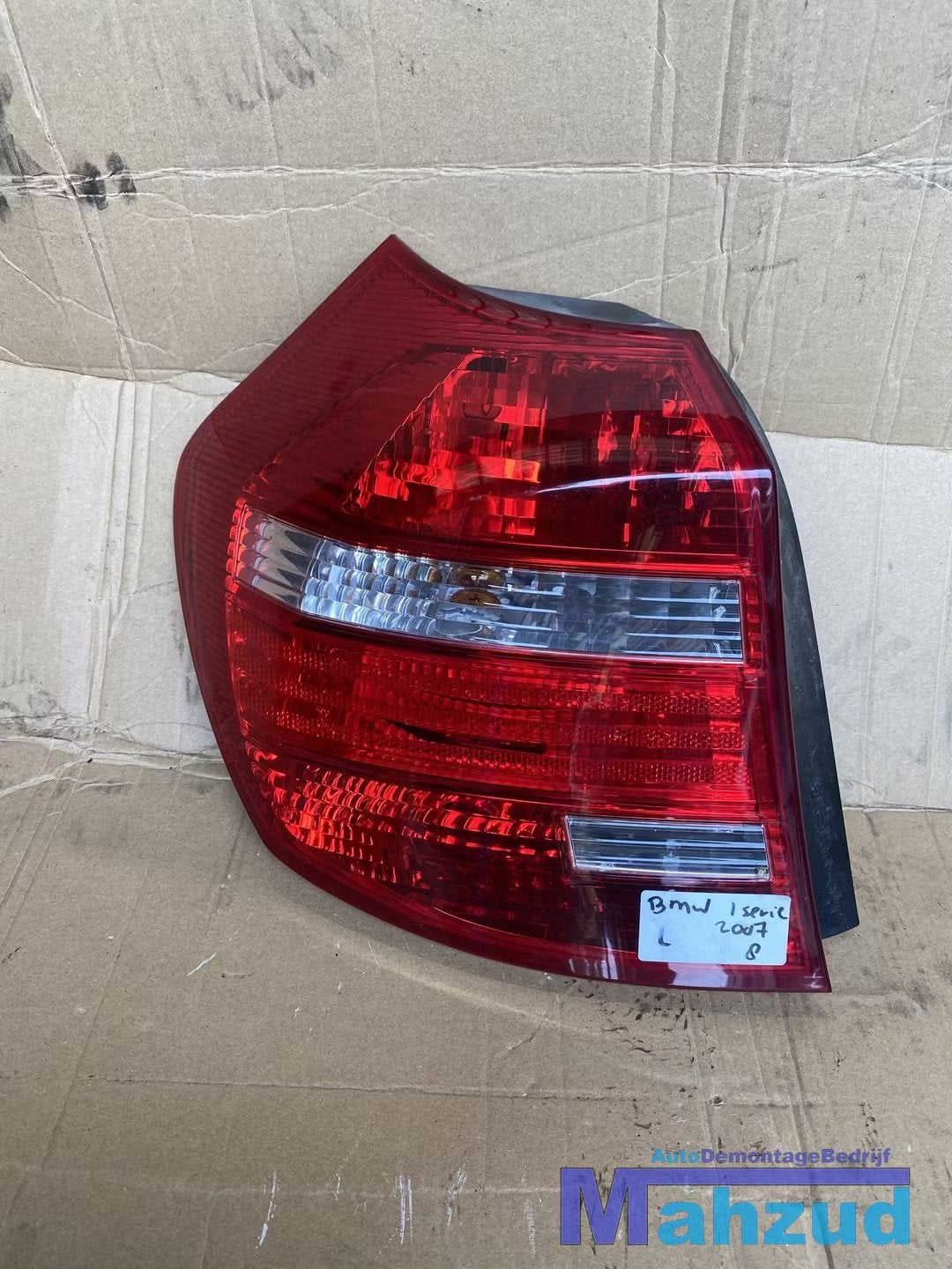 BMW 1 SERIE E81 87 Achterlicht links 716495504, Petuelring 130
80788  Munich, DE, Gebruikt, Info@bmw.de, BMW