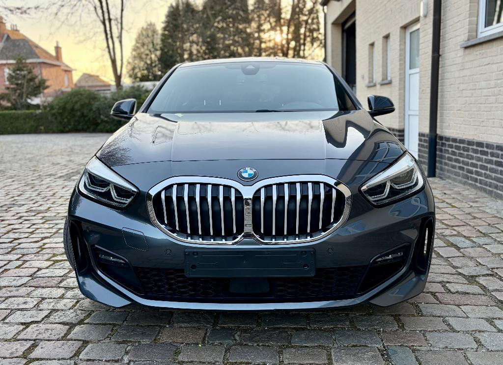 BMW 116 d M-sport Automatique ### 53000 km ###, Autos, BMW, Argent ou Gris, Euro 6, Entreprise, Garantie prolongée