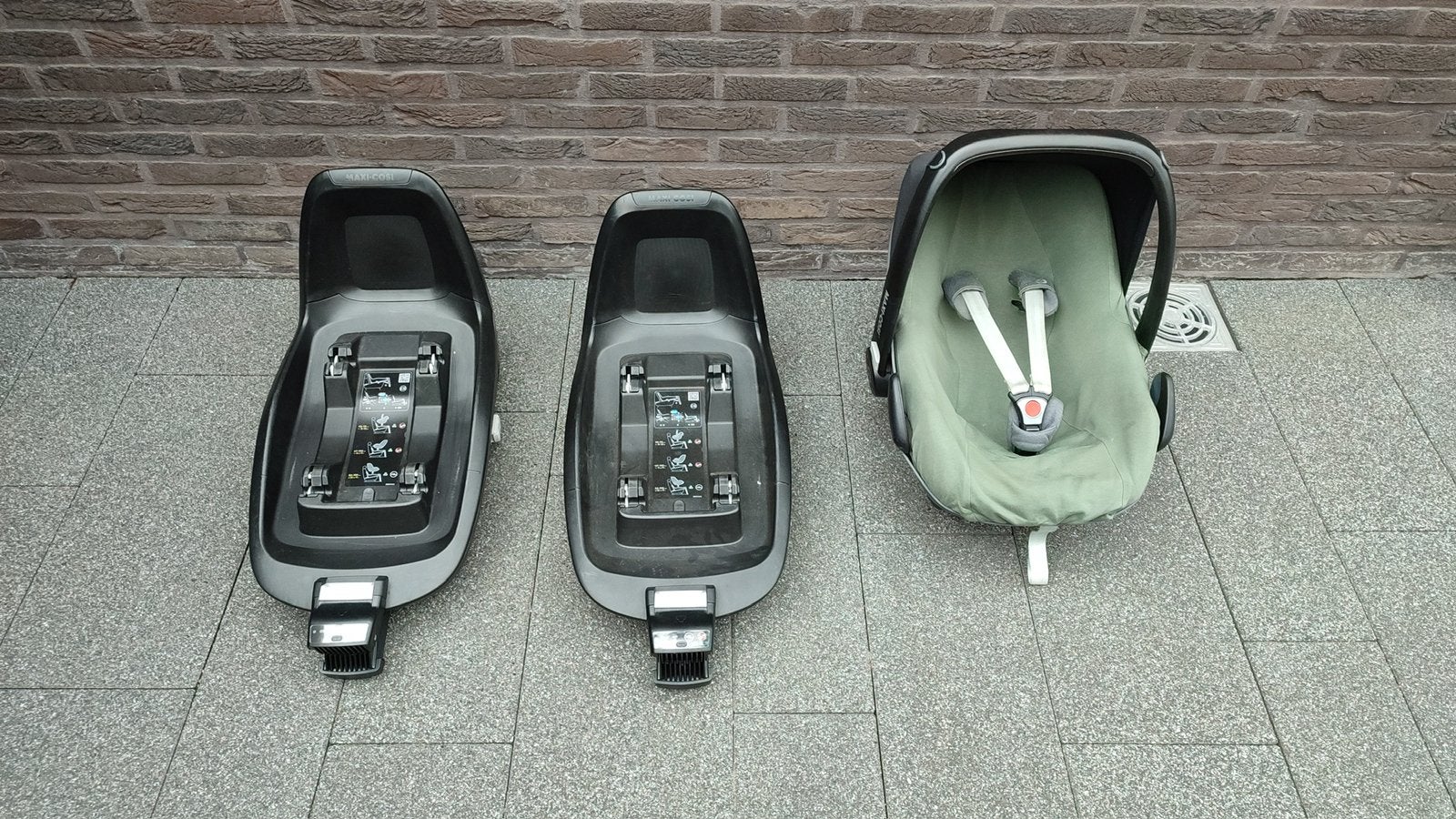 Maxi-cosi + 2 isofix en ukje groene hoes, Kinderen en Baby's, Ophalen, Zo goed als nieuw, Maxi-Cosi, Isofix