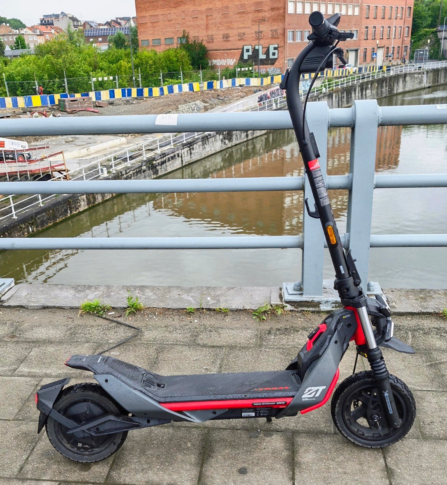 Trottinette électrique Ninbot Segway zt3 pro, impeccable,, Vélos & Vélomoteurs, Enlèvement